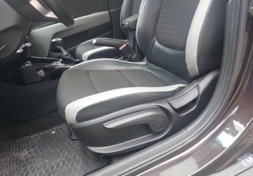 Kia Stonic Crossover 1.0 T-GDI 120KM 2019 Kia Stonic Climatronic Navi Kamera Szyberdach Tempomat Alu17 Dealer Kia, zdjęcie 11