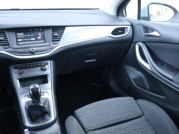 Opel Astra K Hatchback 5d 1.6 CDTI 110KM 2019 Opel Astra 1.6 CDTI, Navi, Klima, Tempomat, zdjęcie 7