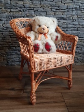 WICKER CHAIR, детский стул с помпоном