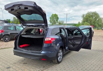 Ford Focus III Kombi Facelifting 1.6 TDCi 115KM 2014 Ford Focus 1,6 Diesel 116 km 1.6 Diesel 116KM, zdjęcie 26