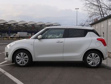 Suzuki Swift VI Hatchback 1.2 DualJet 90KM 2019 Suzuki Swift 1.2 DualJet, Salon Polska, zdjęcie 2