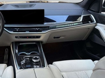 BMW X7 SUV Facelifting 3.0 40i 381KM 2025 BMW X7 xDrive40i Sport Suv 3.0 (381KM) 2025, zdjęcie 11