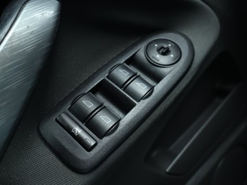 Ford S-Max I Van 2.0 i 16V 145KM 2006 Ford S-Max 2.0 Duratec, Klima, Klimatronic, zdjęcie 14