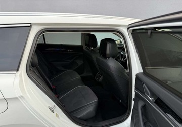 Volkswagen Passat B8 Variant Facelifting 2.0 TDI SCR 150KM 2024 Volkswagen Passat salon Polska gwar. masaz matrix kamery360 wentyle VAT 23, zdjęcie 13