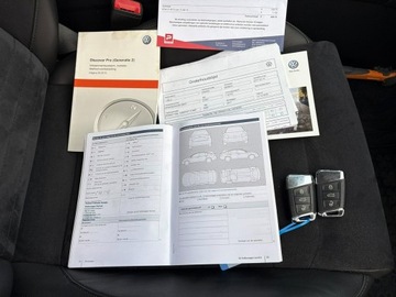 Volkswagen Passat B8 Variant 1.4 TSI BlueMotion Technology ACT 150KM 2017 Volkswagen Passat Variant 1.4 TSI 150 KM Highline, zdjęcie 36