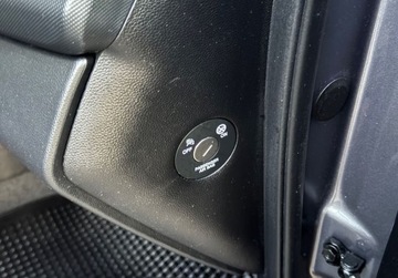 Hyundai i10 II Hatchback Facelifting 1.0 Kappa LPGI 67KM 2018 Hyundai i10 1.0 67KM KLIMA Niski Przebieg Tempomat Bezwypadkowy Dla wymaga, zdjęcie 25