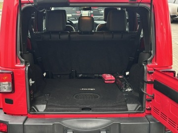 Jeep Wrangler III Unlimited Facelifting 3.6 V6 286KM 2015 Jeep Wrangler SAHARA UNLIMITED. Polska. Bezwypadek, zdjęcie 14