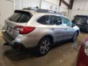 Subaru Outback V Crossover Facelifting 2.5i 175KM 2019 Subaru Outback 2019, 2.5L, 4x4, po gradobiciu, zdjęcie 2