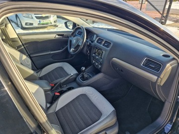 Volkswagen Jetta VI Sedan 1.4 TSI 122KM 2014 Volkswagen Jetta Sliczna czarna 1.4 benzyna salon Polska 1 wlasciciel bezw, zdjęcie 23
