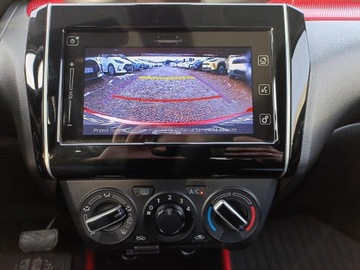 Suzuki Swift VI Hatchback Facelifting 1.2 DualJet SHVS 83KM 2023 Suzuki Swift 1.2 Dualjet SHVS Premium Plus CVT VI, zdjęcie 18