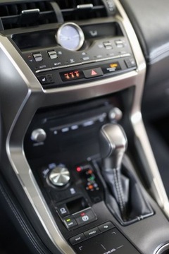 Lexus NX I SUV Facelifting 300 238KM 2020 Lexus NX 300 F Impression AWD 2.0 Benzyna 238KM, zdjęcie 28