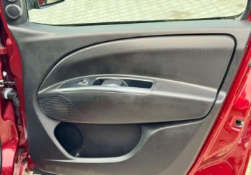 Opel Combo D Tour 1.4 Turbo CNG ecoFLEX 120KM 2018 Opel Combo 1.4 Turbo Lounge Euro 6b klimatyzacja nawigacja nowy rozrzad, zdjęcie 22