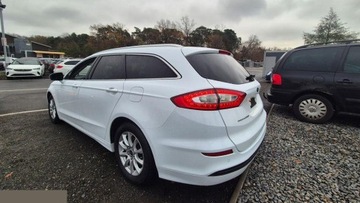Ford Mondeo V Kombi 2.0 TDCi 150KM 2016 Ford Mondeo 2.0 EcoBlue Trend 150KM 2016r, zdjęcie 2