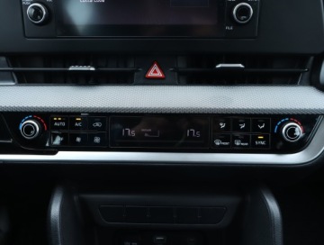 Kia Sportage V SUV 1.6 T-GDI 150KM 2023 Kia Sportage 1.6 T-GDI, Salon Polska, zdjęcie 13