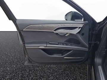 Audi A8 D5 Sedan Facelifting 3.0 55 TFSI 340KM 2023 Audi A8 pneumatyka, panoramiczny dach, kamery 360, BO, head up 3.0 Benzyna, zdjęcie 8