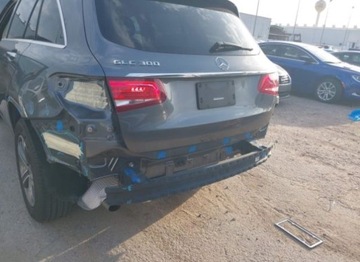 Mercedes GLC C253 2019 Mercedes-Benz GLC 2019, 2.0L, od ubezpieczalni, zdjęcie 4