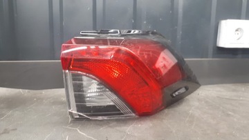 81550-42230 PRAVÁ SVĚTLO ZADNÍ TOYOTA RAV4 V 19