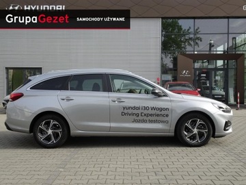 Hyundai i30 III Wagon Facelifting 1.0 T-GDI 120KM 2023 Hyundai i30 Smart 1.0 T-GDI 6MT 120KM + pakiet Led BlackWeek, zdjęcie 3