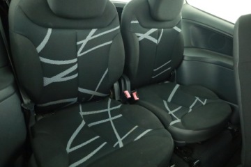 Citroen C2 1.1 i 61KM 2009 Citroen C2 1.1, Klima ,Bezkolizyjny,ALU, El. szyby, zdjęcie 6