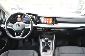 Volkswagen Golf VIII Variant 1.5 TSI 130KM 2022 Volkswagen Golf SalonPL TSI 130KM Variant Life ACC LaneAssist Czujniki ALA, zdjęcie 10