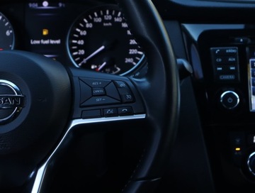 Nissan Qashqai II Crossover Facelifting 1.3 DIG-T  160KM 2018 Nissan Qashqai 1.3 DIG-T, Salon Polska, zdjęcie 20