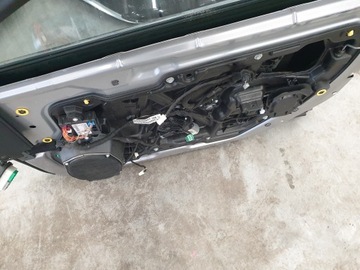 CHRYSLER 300C II DVEŘE PŘEDNÍ LEVÉ PRAVÉ