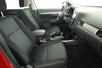 Mitsubishi Outlander III SUV Facelifting 2017 2.0 150KM 2017 Mitsubishi Outlander 2.0, Salon Polska, zdjęcie 18