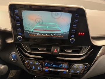 Toyota C-HR I Crossover Facelifting 2.0 Hybrid Dynamic Force 184KM 2020 Toyota C-HR 2.0 Hybrid Executive Toyota C-HR 2.0 E, zdjęcie 16