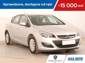 Opel Astra J Hatchback 5d Facelifting 1.6 Twinport ECOTEC 115KM 2013 Opel Astra 1.6 16V, Salon Polska, Tempomat
