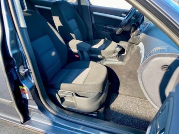 Skoda Octavia II Kombi 2.0 TDI CR DPF 140KM 2008 Skoda Octavia Automat 2.0 Diesel 140KM, zdjęcie 7