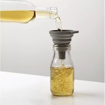 СКЛАДНАЯ СИЛИКОНОВАЯ ВОРОНКА серая, универсальный диаметр 6,5 см