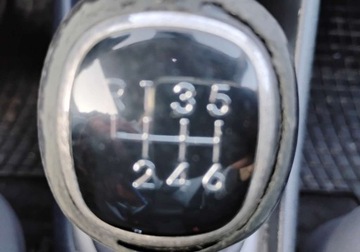 Kia Rio III 2015 Kia Rio 2015r, 1.1 CRDI. Lekko uszkodzony lewy przod. Jezdzi 1.1 Diesel, zdjęcie 13