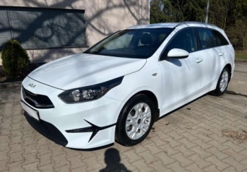 Kia Ceed III Kombi Facelifting 1.5 T-GDI 160KM 2023 Kia Ceed Cena Brutto 1.5 Benzyna 160KM, zdjęcie 1