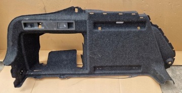 BOCZEK BAGAŻNIKA SKODA SUPERB III SEDAN LEWY