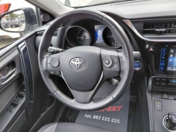 Toyota Auris II 2015 Toyota Auris Kamera Klimatronik Sensor Automat Hybryda 1.8 Hybryda 99KM, zdjęcie 19