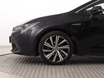 Toyota Corolla XII TS Kombi 1.8 Hybrid 122KM 2021 Toyota Corolla 1.8 Hybrid, Salon Polska, zdjęcie 14