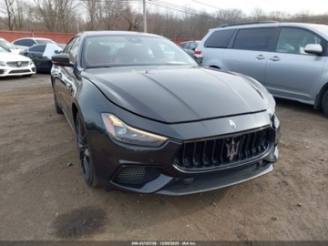 Maserati Ghibli III 2023 Maserati Ghibli Modena Q4 2023 3.0l 3.0 Benzyna 424KM, zdjęcie 13