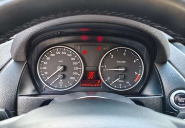 BMW X1 E84 Crossover Facelifting xDrive 18d 143KM 2014 BMW X1 BMW X1 2.0 Diesel 143KM, zdjęcie 17