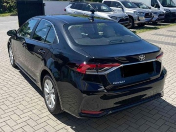 Toyota Corolla XII Sedan Facelifting 1.8 Hybrid 140KM 2025 Od ręki - Comfort 1.8 Hybrid 140KM | Tempomat adaptacyjny!, zdjęcie 4