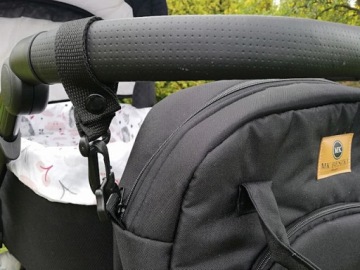 УНИВЕРСАЛЬНЫЙ КРЮЧОК ДЛЯ СУМКИ BESZKA В КОЛЯСКУ