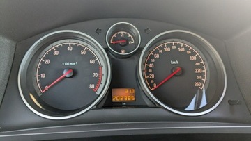 Opel Zafira B 1.6 Twinport ecoFLEX 115KM 2009 Opel Zafira 1.6i 116PS OPŁACONY Bezwypadkowy, zdjęcie 20