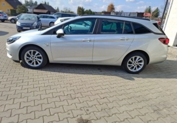 Opel Astra K Sportstourer Facelifting 1.5 Diesel 122KM 2020 Opel Astra Skrzynia automatyczna 1.5 Diesel 122KM, zdjęcie 1