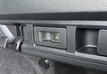 Skoda Octavia IV RS Kombi 2.0 TDI SCR 200KM 2022 Skoda Octavia RS 2.0TDI 200KM DSG HAK SkoraMasaz NAVI DCC Kamera LED Matri, zdjęcie 36