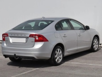 Volvo S60 II Sedan Facelifting 1.6 D2 115KM 2014 Volvo S60 D2, Navi, Klima, Klimatronic, Tempomat, zdjęcie 4