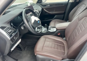 BMW X3 G01 SUV 2.0 20d 190KM 2019 BMW X3 X-DRIVE lUXURY Line Skory Elektryczna klapa 2.0 Diesel 191KM, zdjęcie 7