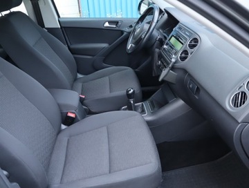 Volkswagen Tiguan I SUV Facelifting 2.0 TDI CR DPF BlueMotion 140KM 2014 VW Tiguan 2.0 TDI, Klima, Klimatronic, Parktronic, zdjęcie 8