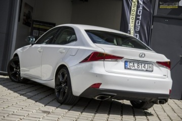 Lexus IS III Sedan Facelifting 200t 245KM 2018 Lexus IS Ledy / Kamera / Skóry / Perła /, zdjęcie 6