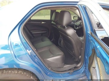 Chrysler 300C II 2023 Chrysler 300 Touring L 2023 3.6l 3.6 Benzyna 292KM, zdjęcie 12