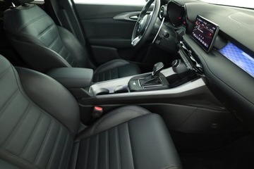 Alfa Romeo Tonale 2022 Alfa Romeo Tonale 1.5T 48V MHEV, Salon Polska, zdjęcie 8