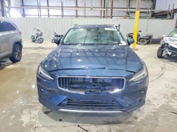 Volvo 2020 Volvo V60 Cross Country 2020 Volvo V60 CROSS COUNTRY T5 MOMENTUM 2.0 250KM, zdjęcie 4